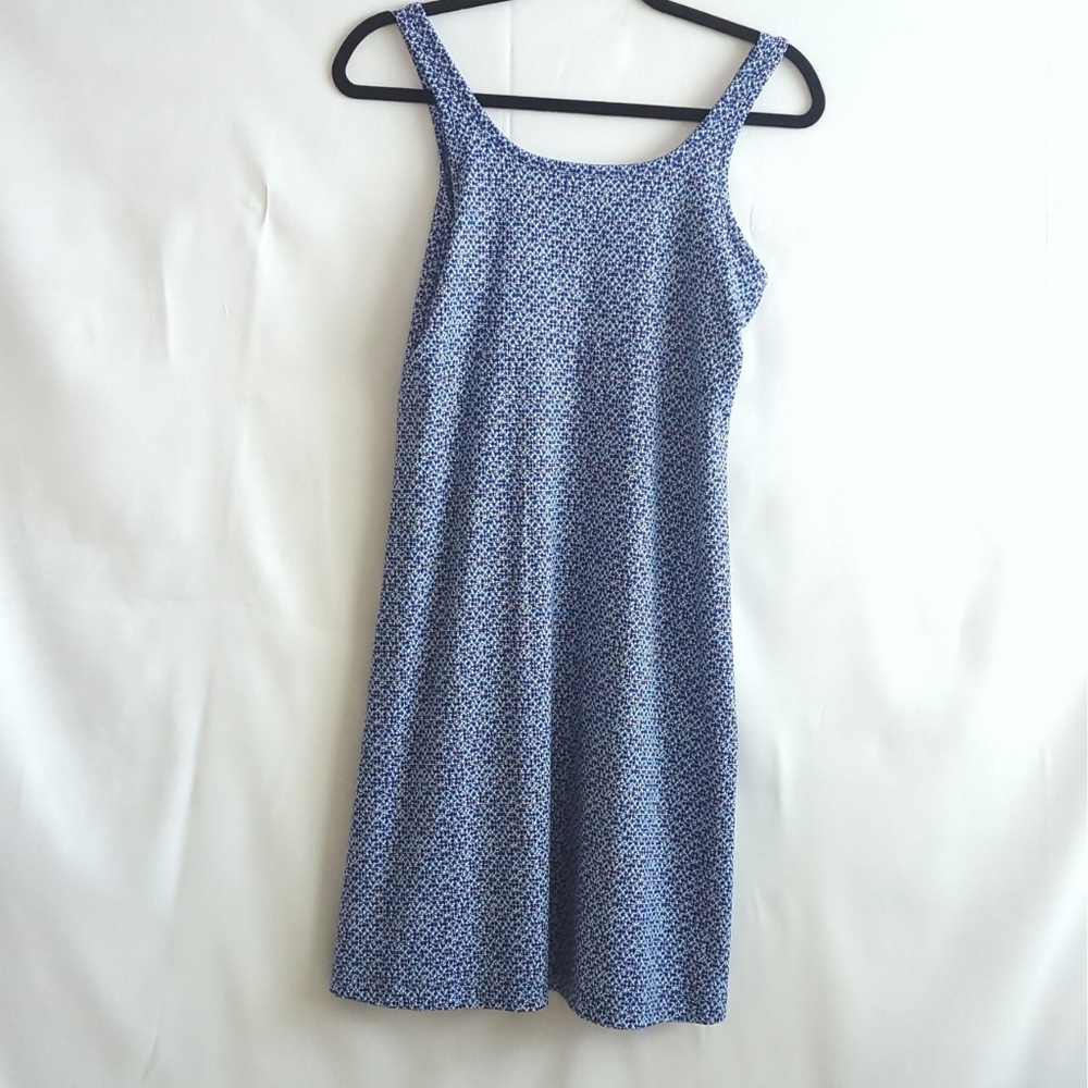 Columbia PFG Blue & White Geometric Omni-Freeze Advanced Cooling Dress Size M